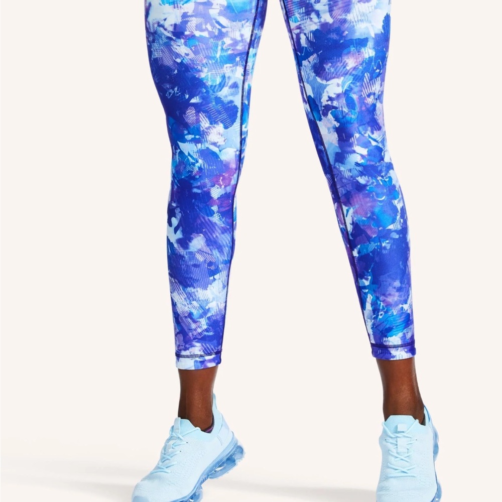 Peloton Blue Moves set. High waisted leggings (L) and sports bra (M). - Picture 6 of 12